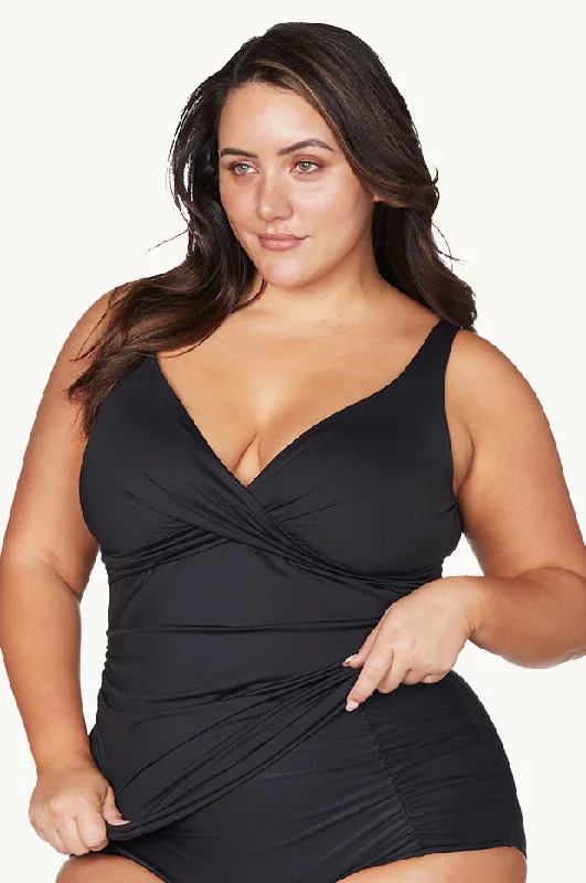 Hues Delacroix Singlet