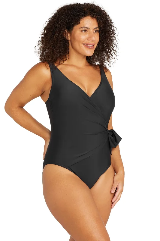 Black Hues Hayes D / DD Cup Underwire One Piece Swimsuit
